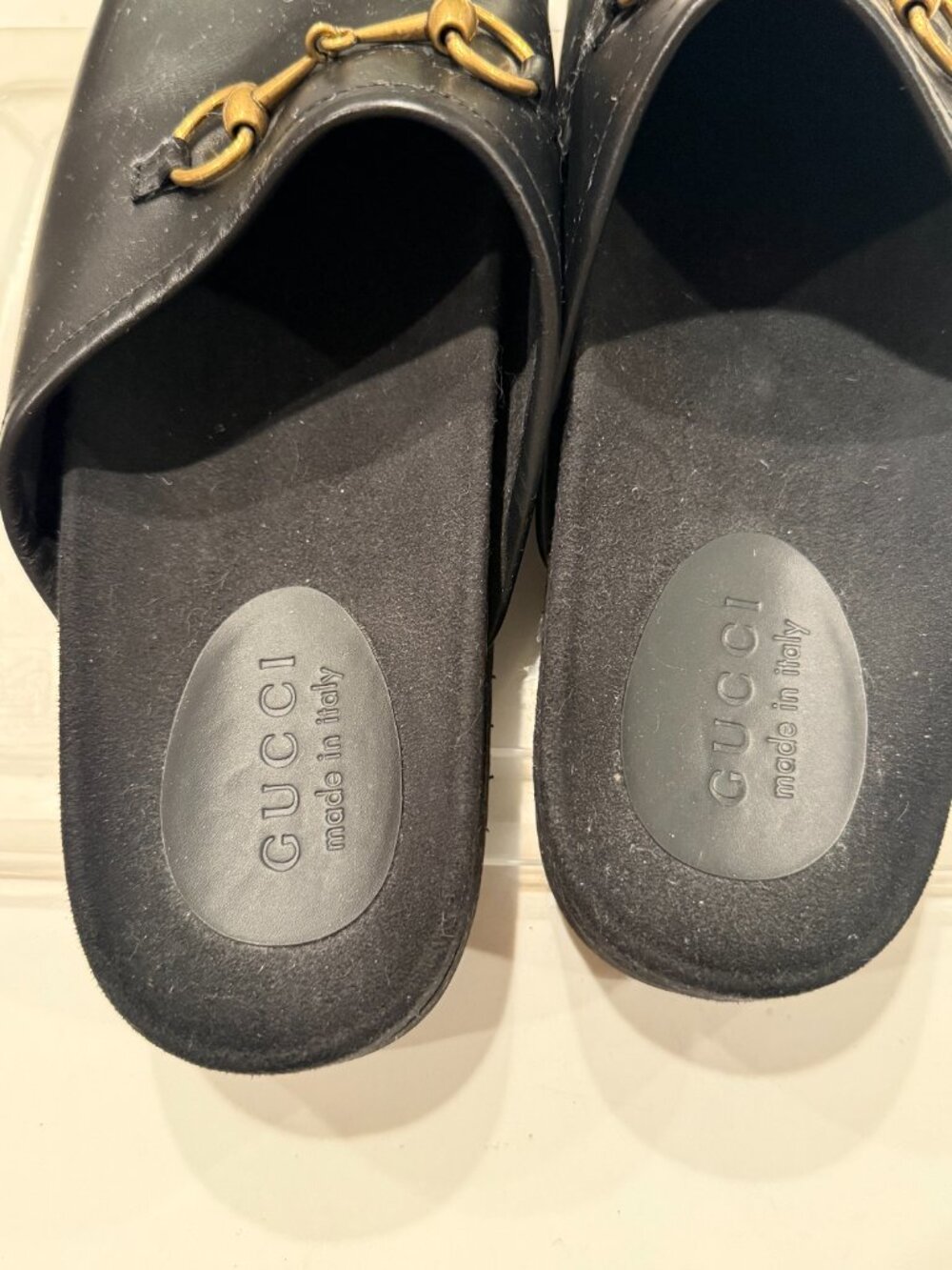 Black Leather Gucci Slides - Picture 2 of 3